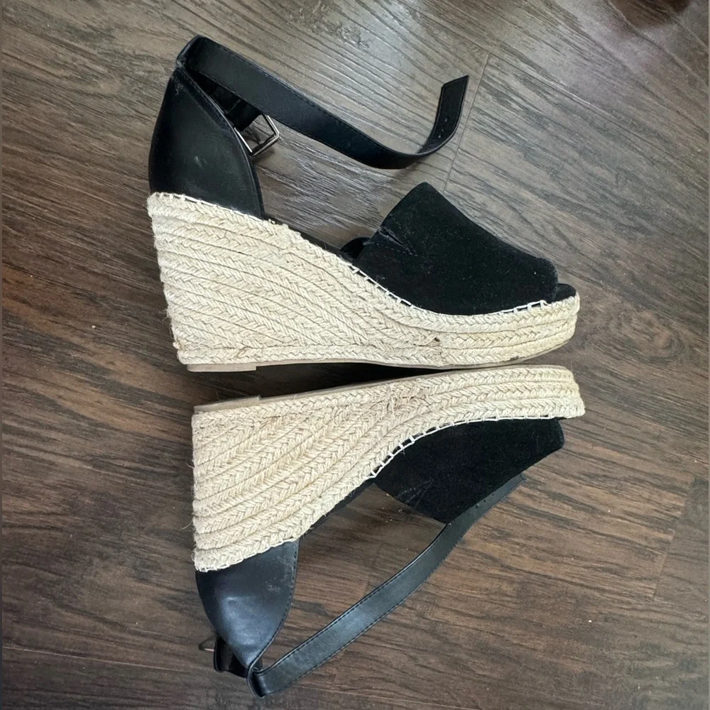 Steve Madden wedge sandals